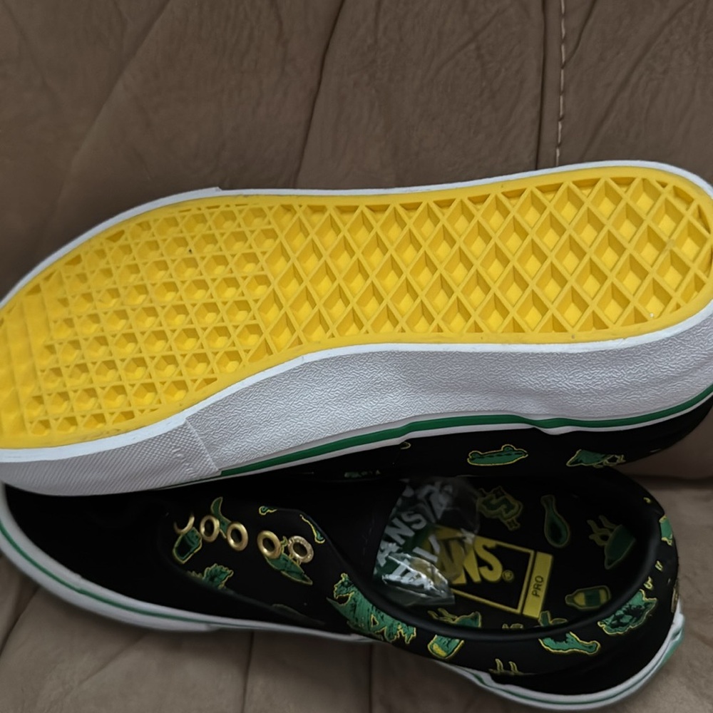 Vans Era Pro X Shake Junt Sneaker Size 8.5 Women